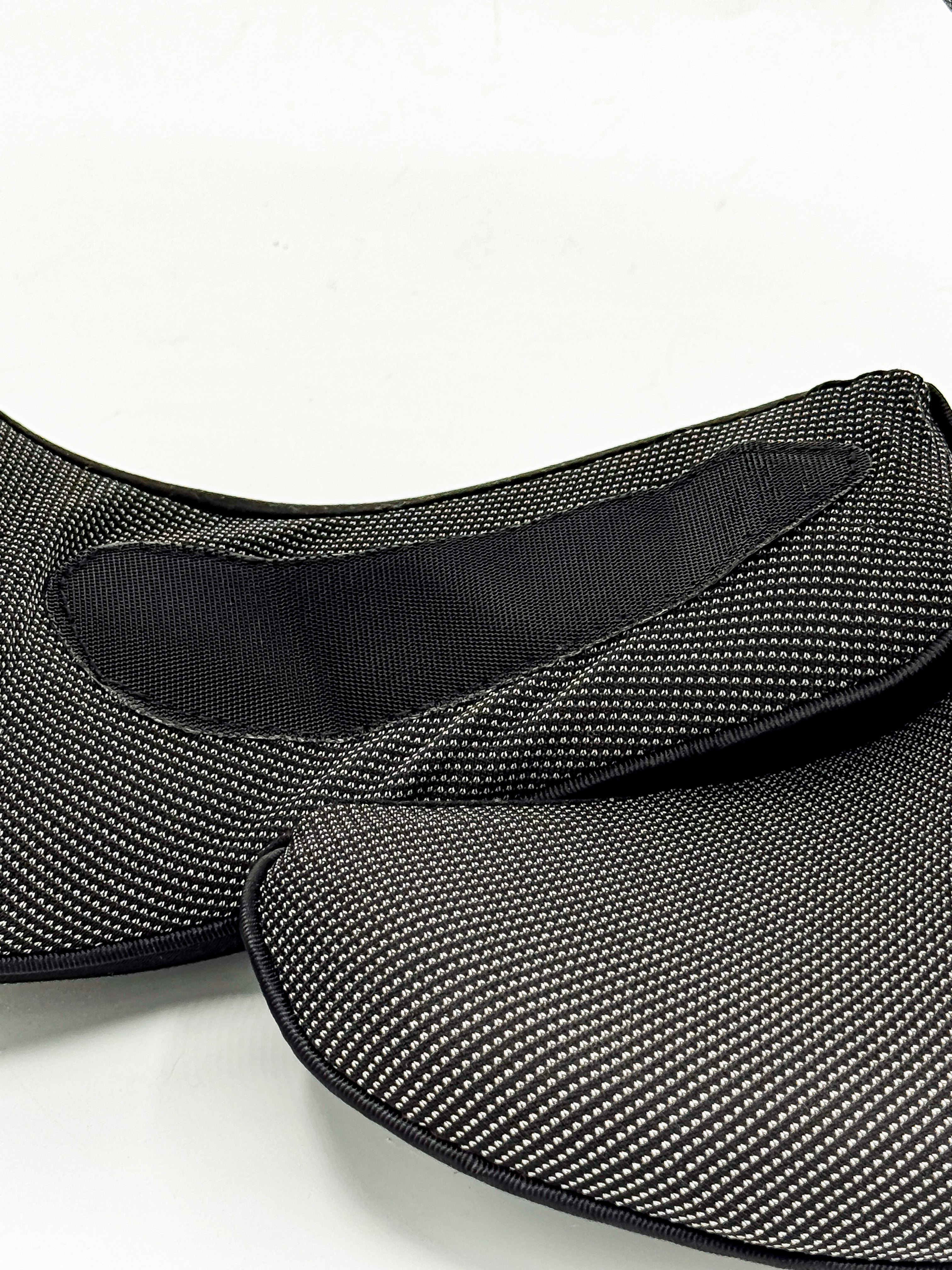 TRAVEL PILLOW